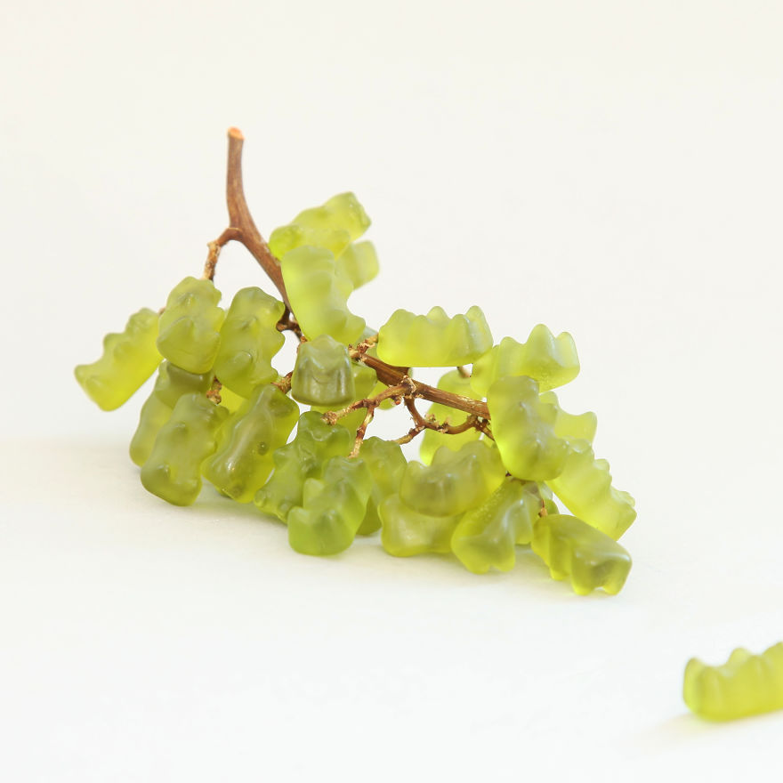 grape_crop-5a86b4b3861f6_880.jpg