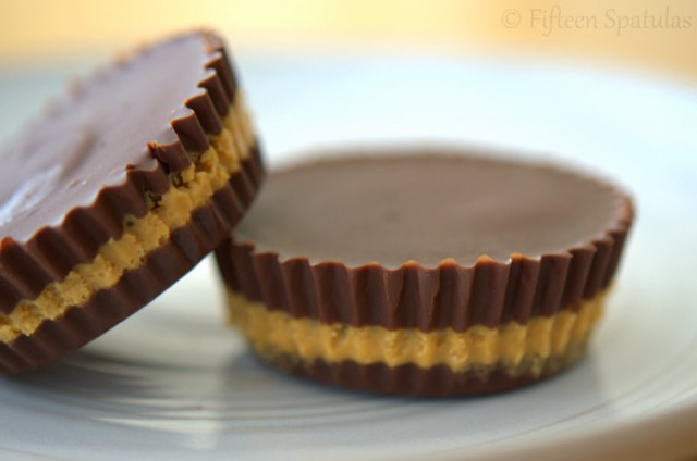 homemadepeanutbuttercups-640x424_1.jpg