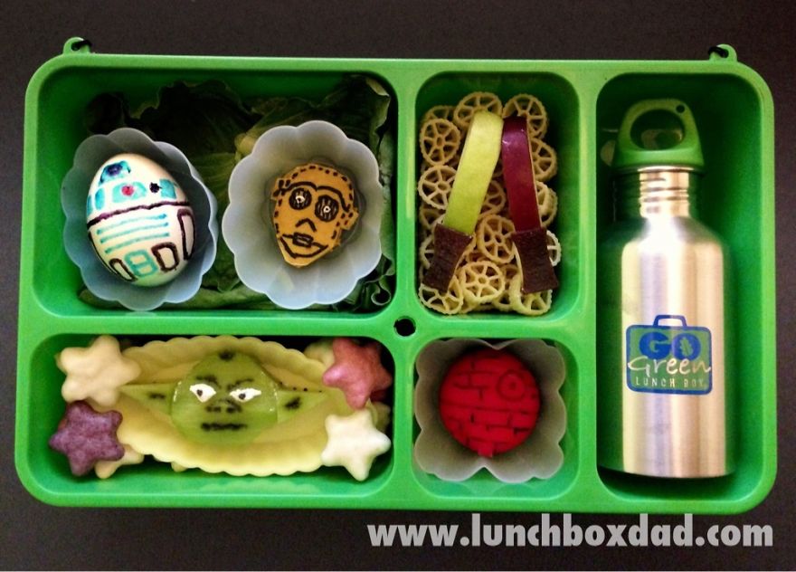 i-make-my-kids-star-wars-lunches-to-take-to-school-7_880.jpg