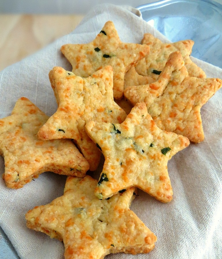 parmesan-cheddar-basil-bites-768x1024.jpg