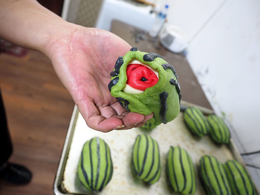 square-watermelon-bread-jimmys-bakery-taiwan-5.jpg